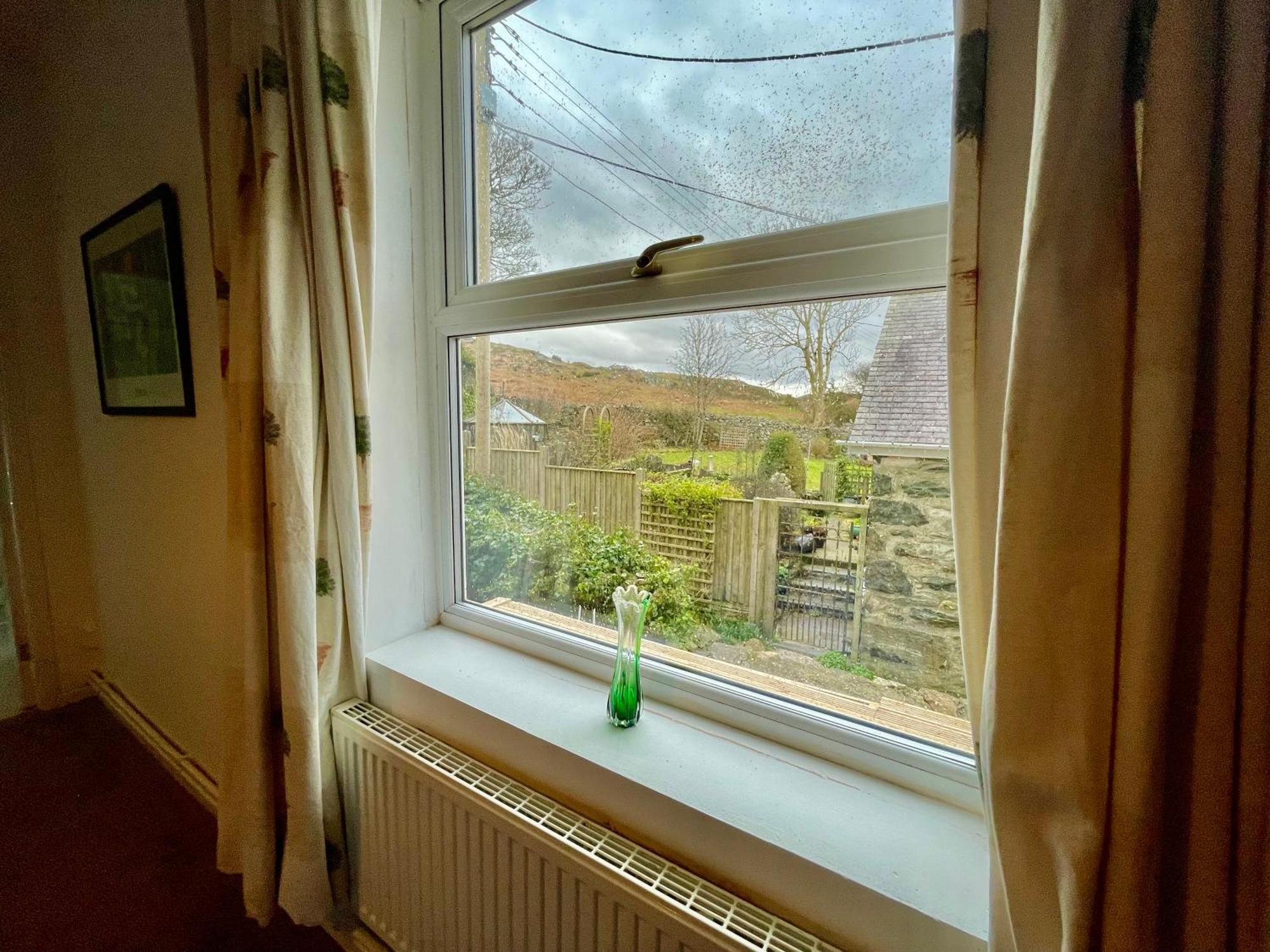 Spacious 3 Bedroom Garden Apartment In Snowdonia National Park Garndolbenmaen Luaran gambar